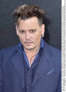 Bilder des Tages Johnny Depp bei der Premiere von Alice Through the Looking Glass Alice im Wunderland: Hinter den Spiegeln im El Capitan Theatre, Hollywood. Los Angeles, 24.05.2016 Foto:xD.xStarbuckx xFuturexImage
