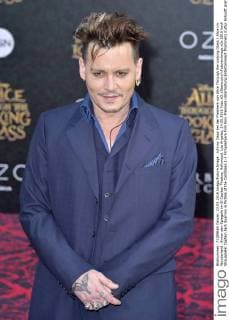 Johnny Depp bei der Premiere von Alice Through the Looking Glass Alice im Wunderland: Hinter den Spiegeln im El Capitan Theatre, Hollywood. Los Angeles, 24.05.2016 Foto:xD.xStarbuckx xFuturexImage
