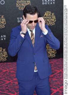 Sacha Baron Cohen bei der Premiere von Alice Through the Looking Glass Alice im Wunderland: Hinter den Spiegeln im El Capitan Theatre, Hollywood. Los Angeles, 24.05.2016 Foto:xD.xStarbuckx xFuturexImage
