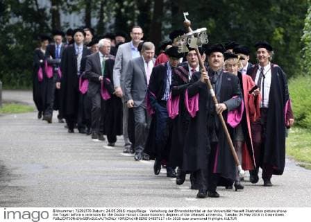 Verleihung der Ehrendoktortitel an der Universität Hasselt Illustration picture shows the Togati before a ceremony for the Doctor Honoris Causa honorary degrees of the UHasselt university, Tuesday 24 May 2016 in Diepenbeek.  YORICKxJANSENS 04857117