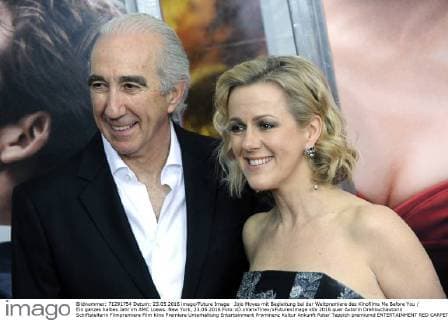 Jojo Moyes mit Begleitung bei der Weltpremiere des Kinofilms Me Before You Ein ganzes halbes Jahr im AMC Loews. New York, 23.05.2016 Foto:xD.xVanxTinex xFuturexImage