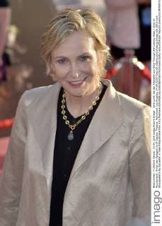 Jane Lynch bei der Premiere von Alice Through the Looking Glass Alice im Wunderland: Hinter den Spiegeln im El Capitan Theatre, Hollywood. Los Angeles, 24.05.2016 Foto:xD.xStarbuckx xFuturexImage