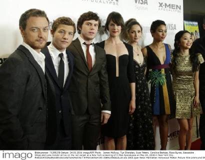 James McAvoy, Tye Sheridan, Evan Peters, Carolina Bartcza, Rose Byrne, Alexandra Shipp and Lana Condor arrive on the red carpet at a New York screening of X-Men Apocalypse on May 24, 2016 in New York City.  NYP20160524105 JOHNxANGELILLO