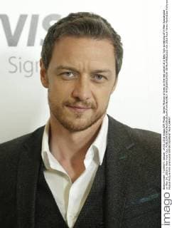James McAvoy arrives on the red carpet at a New York screening of X-Men Apocalypse on May 24, 2016 in New York City.  NYP20160524106 JOHNxANGELILLO