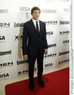 Tye Sheridan arrives on the red carpet at a New York screening of X-Men Apocalypse on May 24, 2016 in New York City.  NYP20160524109 JOHNxANGELILLO