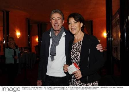 Thomas Pekny und Janina Hartwig Premiere Frau Müller muss weg Komödie im Bayerischen Hof Muenchen 23. Mai 2016