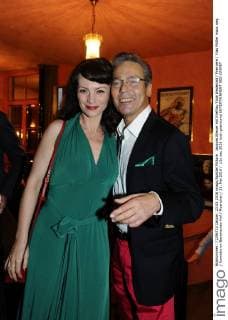 Jacques Breuer mit Ehefrau Viola Wedekind Premiere Frau Müller muss weg Komödie im Bayerischen Hof Muenchen 23. Mai 2016