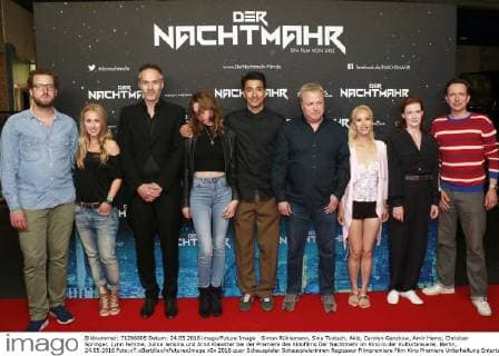 Simon Rühlemann, Sina Tkotsch, Akiz, Carolyn Genzkow, Amir Hamz, Christian Springer, Lynn Femme, Julika Jenkins und Arnd Klawitter bei der Premiere des Kinofilms Der Nachtmahr im Kino in der Kulturbrauerei. Berlin, 24.05.2016 Foto:xT.xBartillax xFuturexImage