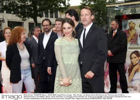Mina Tander und Wotan Wilke Möhring bei der Premiere des Kinofilms Seitenwechsel im Zoo Palast. Berlin, 24.05.2016 Foto:xA.xBuggex xFuturexImage