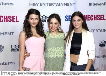 Ruby O. Fee, Lisa Tomaschewsky und Mina Tander bei der Premiere des Kinofilms Seitenwechsel im Zoo Palast. Berlin, 24.05.2016 Foto:xA.xBuggex xFuturexImage