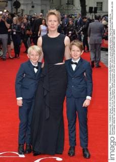 Filmpremiere Me Before You in London English director Thea Sharrock attends the European film premiere Me Before You at The Curzon, Mayfair in London. MAY 25th 2016  JWNx161562
