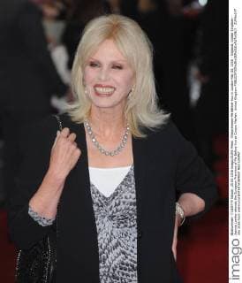 Filmpremiere Me Before You in London May 25, 2016 - England, United Kingdom - Joanna Lumley attends the European Premiere of Me Before You at Curzon Mayfair. United Kingdom - ZUMAs147