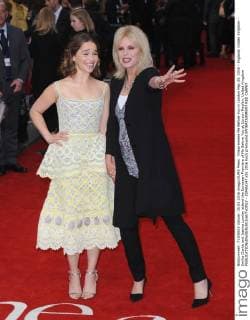 Filmpremiere Me Before You in London May 25, 2016 - England, United Kingdom - Emilia Clarke and Joanna Lumley attend the European Premiere of Me Before You at Curzon Mayfair. United Kingdom - ZUMAs147