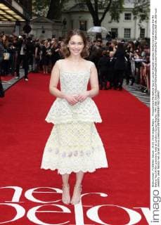 Filmpremiere Me Before You in London English actress Emilia Clarke attending the Me Before You UK film premiere, held at London s Curzon Mayfair. MAY 25th 2016  GBHx161565