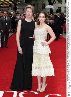 Filmpremiere Me Before You in London English actress Emilia Clarke and Thea Sharrock attending the Me Before You UK film premiere, held at London s Curzon Mayfair. MAY 25th 2016  GBHx161565