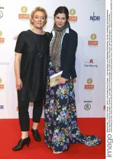 Julia Hülsmann und Anastasia Wolkenstein bei der Verleihung des Musikpreises Echo Jazz 2016 auf Kampnagel. Hamburg, Foto:xgbrcix xFuturexImage
