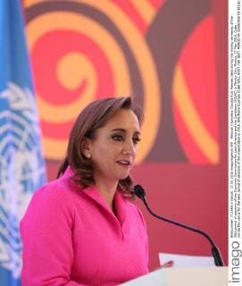 Mexican Chancellor Claudia Ruiz Massieu talks during the closing cermeony of the 36th period of sessions of the Economic Commission for Latin America and the Caribbean (ECLAC) in Mexico City, Mexico, 27 May 2016. Cuba will be the venue for the next period of sessions of the organization in 2018. EFE Mario Guzman CUBA WILL HOST THE NEXT PERIOD OF SESSIONS OF ECLAC IN 2018 !ACHTUNG: NUR REDAKTIONELLE NUTZUNG!  MEX001 20160528-635999916213414945
