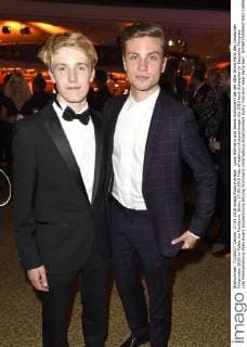 Louis Hofmann und Jannik Schümann bei der After Show Party des Deutschen Filmpreises 2016 im Palais am Funkturm. Berlin, 27.05.2016 Foto:xFredericx xFuturexImage