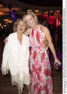 Michaela May und Monika Gruber bei der After Show Party des Deutschen Filmpreises 2016 im Palais am Funkturm. Berlin, 27.05.2016 Foto:xFredericx xFuturexImage