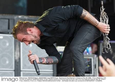 Rocklahoma Musikfestival in Oklahoma May 29, 2016 - Pryor, Oklahoma, U.S - Vocalist and guitarist ADAM GONTIERÃ‚ of Saint Asonia performs during Rocklahoma at the Catch The Fever Festival Grounds May 29, 2016 in Pryor, Oklahoma. Pryor U.S. - ZUMAp116
