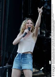 May 29, 2016 - Daytona, Florida, United States - Jennifer Nettles performs during the Great American Music Fest at Daytona - Country 500 - Day 3 at Daytona International Speedway. Daytona United States - ZUMAw109