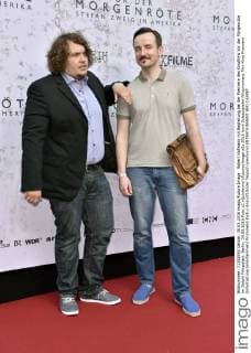 Robert Hofmann mit Begleitung bei der Premiere des Kinofilms Vor der Morgenröte im Delphi Filmpalast. Berlin, 30.05.2016 Foto:xJ.xQuinternx xFuturexImage