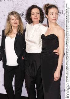 Barbara Sukowa, Maria Schrader und Aenne Schwarz bei der Premiere des Kinofilms Vor der Morgenröte im Delphi Filmpalast. Berlin, 30.05.2016 Foto:xK.xWernerx xFuturexImage