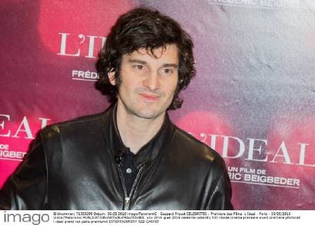 Gaspard Proust CELEBRITES : Premiere des Films L Ideal - Paris - 30 05 2016 Viktor Panoramic 
