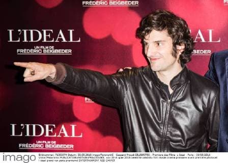 Gaspard Proust CELEBRITES : Premiere des Films L Ideal - Paris - 30 05 2016 Viktor Panoramic 