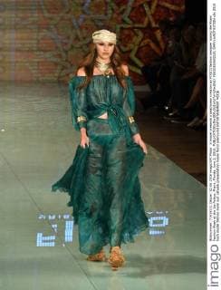 A model presents a beachwear creation by FISICO fashion designer during the Miami Fashion Week at the Ice Palace, Miami, Florida, June 2, 2016.  MIA20160602101 GARYxIxROTHSTEIN
