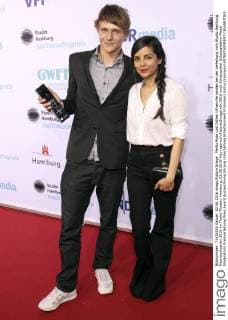 Merlin Rose und Collien Ulmen-Fernandes bei der Verleihung vom Studio Hamburg Nachwuchspreis 2016 im Thalia Theater. Hamburg, 02.06.2016 Foto:xgbrcix xFuturexImage