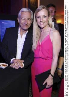 Gerry Hungbauer und Kim-Sarah Brandts bei der Verleihung vom Studio Hamburg Nachwuchspreis 2016 im Thalia Theater. Hamburg, 02.06.2016 Foto:xgbrcix xFuturexImage