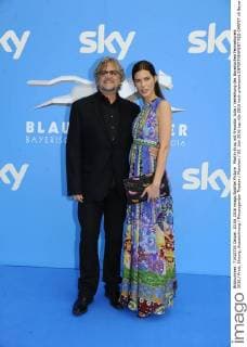 Martin Krug mit Freundin Julia Verleihung des Bayerischen Fernsehpreis 2016 Preis, Ehrung, Auszeichnung Prinzregenten Theater München 03. Juni 2016