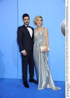 Wolke Hegenbarth mit Begleitung Verleihung des Bayerischen Fernsehpreis 2016 Preis, Ehrung, Auszeichnung Prinzregenten Theater München 03. Juni 2016