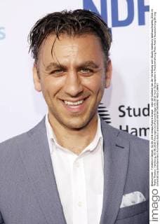 Cem-Ali Gültekin bei der Verleihung vom Studio Hamburg Nachwuchspreis 2016 im Thalia Theater. Hamburg, 02.06.2016 Foto:xgbrcix xFuturexImage