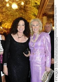 Verleihung Bayerischer Fernsehpreis in München - Party Barbara Wussow und Birgit Bergen Verleihung des Bayerischen Fernsehpreis 2016 Preis, Ehrung, Auszeichnung Party Prinzregenten Theater München 03. Juni 2016