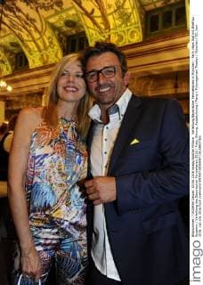 Verleihung Bayerischer Fernsehpreis in München - Party Hans Sigl mit Ehefrau Susanne Verleihung des Bayerischen Fernsehpreis 2016 Preis, Ehrung, Auszeichnung Party Prinzregenten Theater München 03. Juni 2016