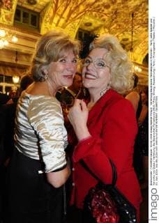 Verleihung Bayerischer Fernsehpreis in München - Party Jutta Speidel und Veronika von Quast Verleihung des Bayerischen Fernsehpreis 2016 Preis, Ehrung, Auszeichnung Party Prinzregenten Theater München 03. Juni 2016