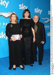 Senta Berger, Ilse Aigner, Michael Verhoeven, Bayerischer Fernsehpreis 2016 im Prinzregententheater in Muenchen am 03.06.2016