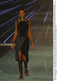A model presents a day time creation by Alvarno fashion designers during the Miami Fashion Week at the Ice Palace, Miami, Florida, June 3, 2016.  MIA20160603411 GARYxIxROTHSTEIN