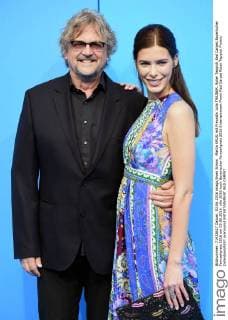 Martin KRUG mit Freundin Julia TRAINER. Roter Teppich,Red Carpet,Bayerischer Fernsehpreis 2016 am 03.06.2016.
