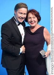Ulrich Meyer (Moderator) mit Ehefrau Georgia Tornow Roter Teppich,Red Carpet,Bayerischer Fernsehpreis 2016 am 03.06.2016.