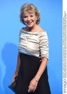 Jutta SPEIDEL (Schauspielerin) Einzelbild,angeschnittenes Einzelmotiv,Halbfigur,halbe Figur. Roter Teppich,Red Carpet,Bayerischer Fernsehpreis 2016 am 03.06.2016.