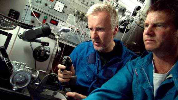 Jan. 1, 2011 - Academy Award¨-winning director James Cameron (left), accompanied by actor Bill Paxton (right), goes under the sea for a never-before-seen 3-D look at one of the most captivating wrecks in history: the Titanic.SUPPLIED BY: 2003.K28791LL - ZUMAg49_