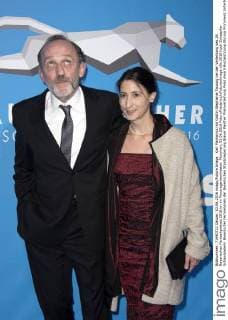 Karl Markovics mit Gattin Stephanie Taussig bei der Verleihung des 28. Bayerischen Fernsehpreises 2016 im im Prinzregententheater. München, 03.06.2016 Foto:xFredericx xFuturexImage