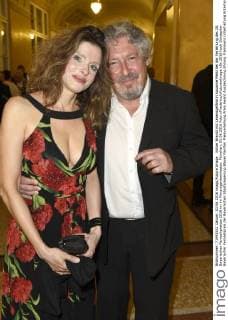 Volker Brandt mit Lebensgefährtin Susanne Meikl bei der Verleihung des 28. Bayerischen Fernsehpreises 2016 im im Prinzregententheater. München, 03.06.2016 Foto:xFredericx xFuturexImage