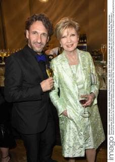 Falk-Willy Wild und Carolin Reiber bei der Verleihung des 28. Bayerischen Fernsehpreises 2016 im im Prinzregententheater. München, 03.06.2016 Foto:xFredericx xFuturexImage