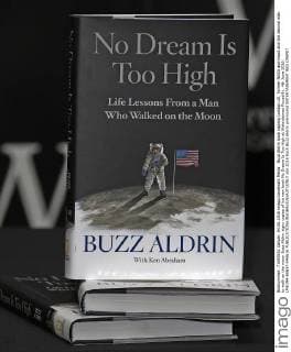 Buzz Aldrin book signing London.UK. Former NASA astronaut and the second man to walk on the moon Buzz Aldrin signs copies of his new book No Dream Is Too High at Waterstones Piccadilly. 4th June 2016. LMK394-60637-040616 
