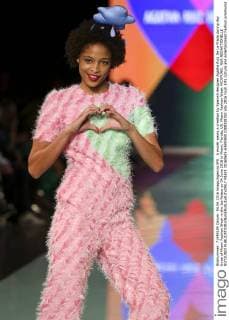 A model wears a creation by Spanish designer Agatha Ruiz De La Prada during day three of Miami Fashion Week in the Ice Palace on 04 June 2016 in Miami, Florida, US. Miami Fashion Week !ACHTUNG: NUR REDAKTIONELLE NUTZUNG!  MIA01 20160605-636006913380328782