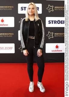 Melina Sophie bei der Verleihung des 6. Webvideopreises an die herausragendsten deutschsprachigen Internetstars des Jahres im Castello. Düsseldorf, 04.06.2016 Foto:xC.xHardtx xFuturexImage